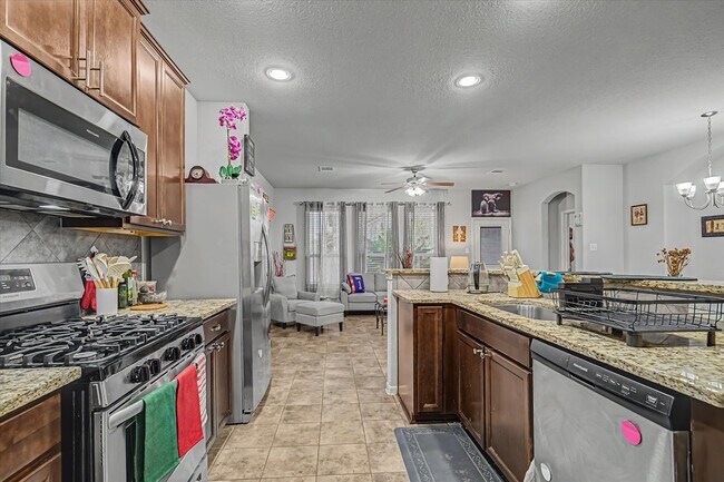 Building Photo - 16534 Twinwalker Drive