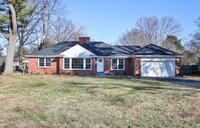 Building Photo - 205 S Hampton Rd