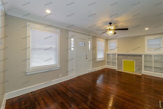 Building Photo - 3936 College Ave