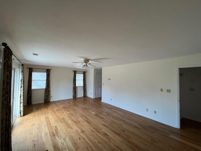 Building Photo - 94 Heronwyck Plantation Dr