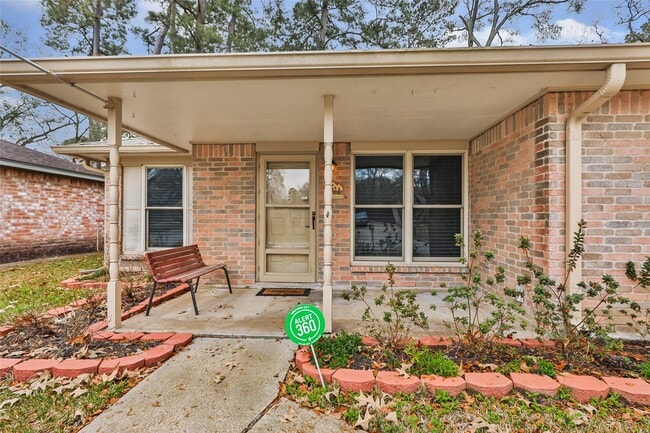 Building Photo - 2722 Foliage Green Dr