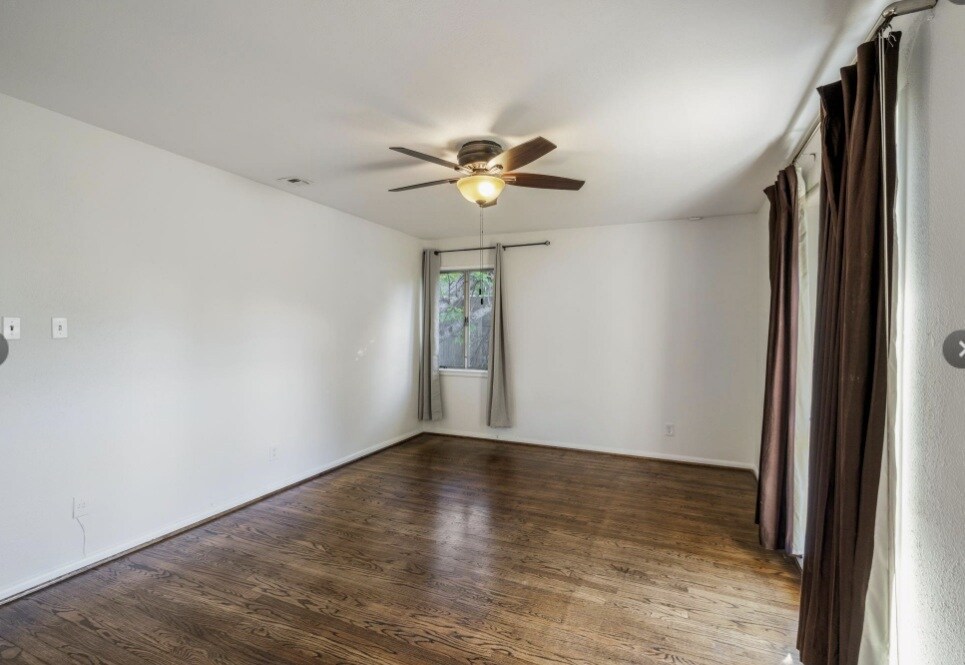 Building Photo - 3106 Prescott St