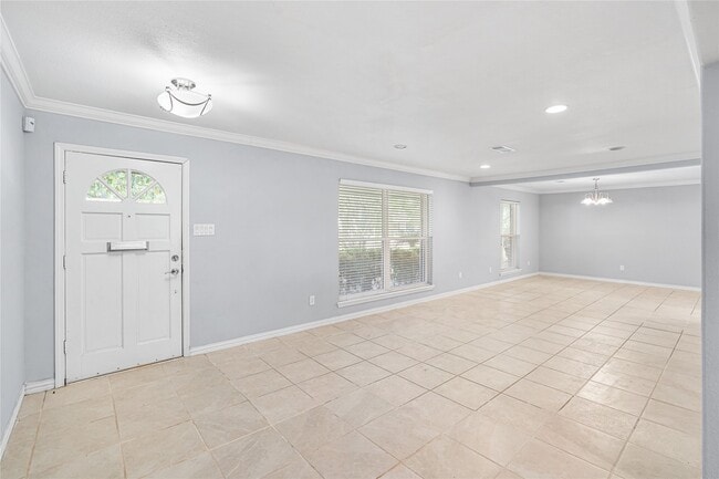 Building Photo - 6002 McKnight St