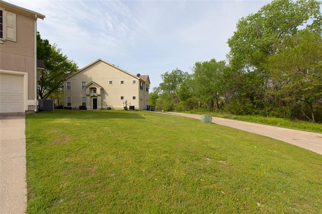 Building Photo - 609 Regency Dr