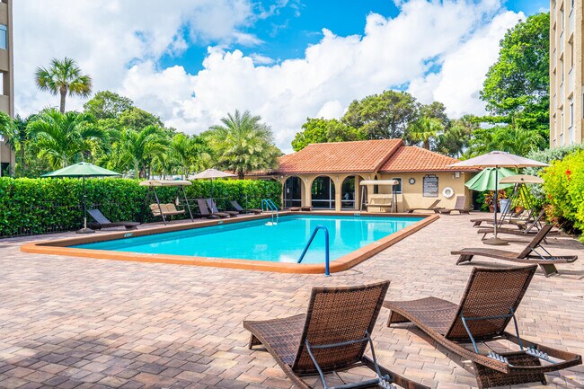 Building Photo - 1111 S Ocean Blvd