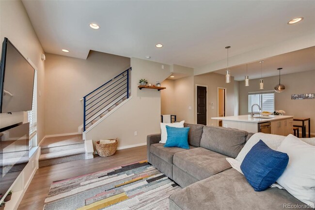 Building Photo - LOCATION LOCATION!! Newly constructed town...