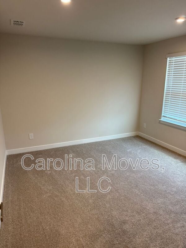 Building Photo - 7071 Glass Ct