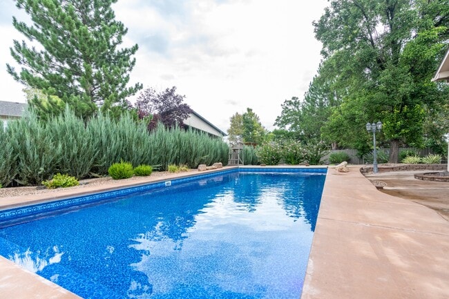 Building Photo - 2070 Pannier Ct