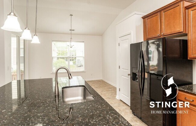 Building Photo - 20 Congaree Way