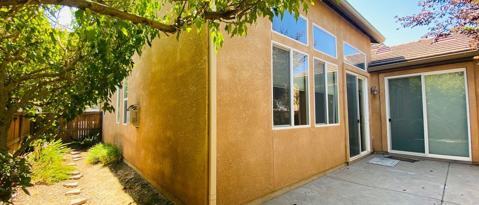 Building Photo - 887 Lemieux Ln