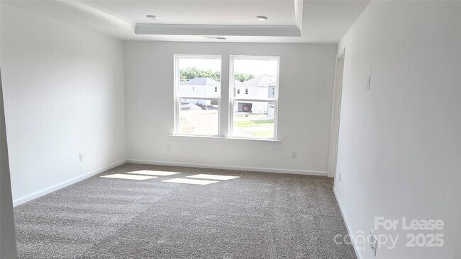 Building Photo - 15918 Parkside crossing Dr
