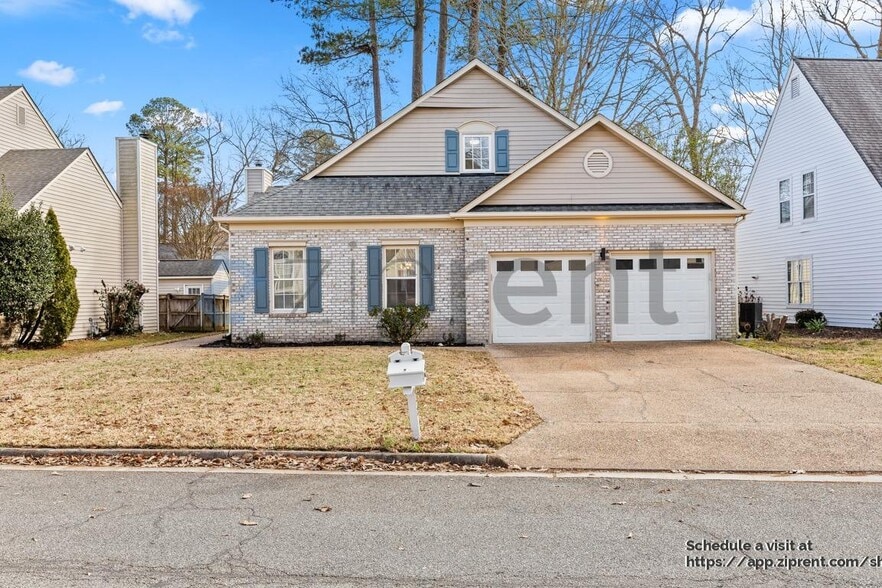 Building Photo - 952 Heathland Dr