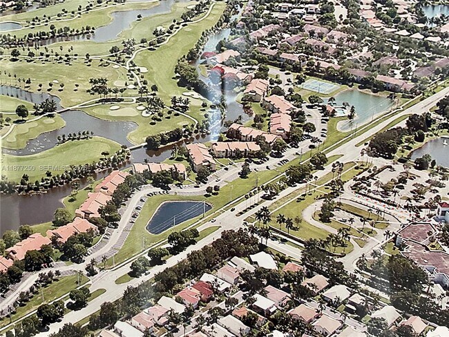 Building Photo - 12760 Vista Isles Dr