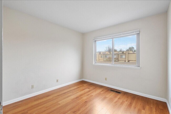 Building Photo - 3310 Fir Ave