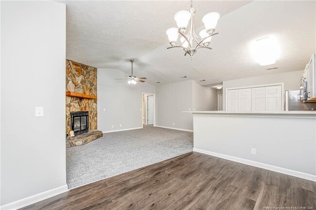 Building Photo - 6760 Willowbrook Dr