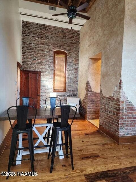 Building Photo - 307 N Main St