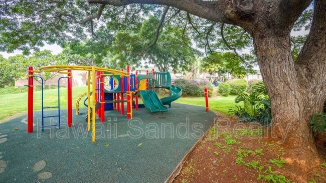 Building Photo - 92-739 Makakilo Dr