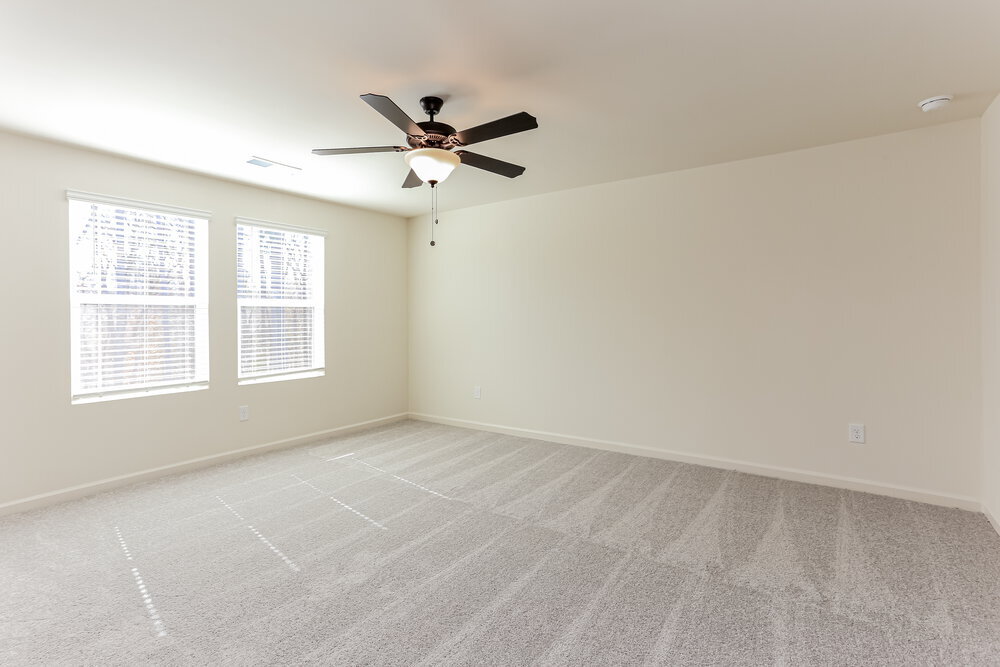 Building Photo - 7610 Saffron Ave