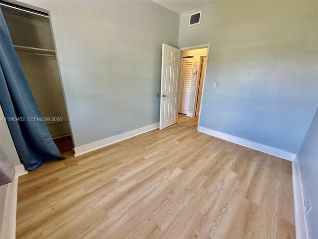 Building Photo - 15920 Bunche Park School Dr