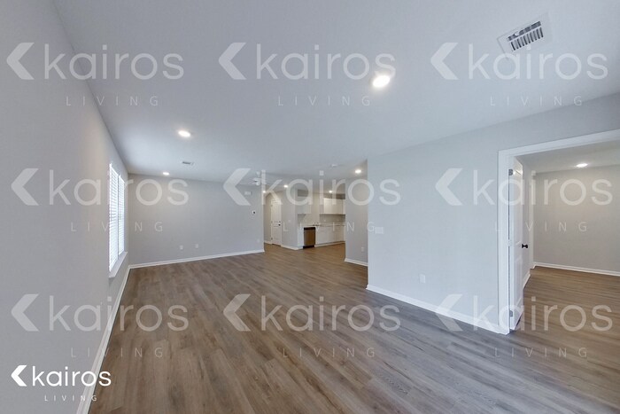 Building Photo - 108 Cottage Grove Rd