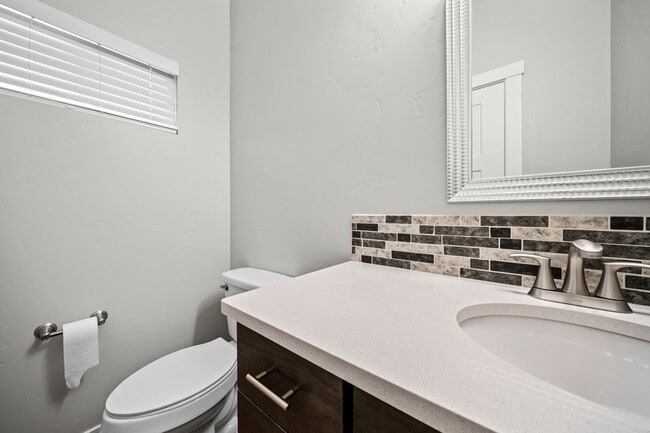 Building Photo - Introducing a Stunning 3 bedroom New Duplex! - Pets Welcome!