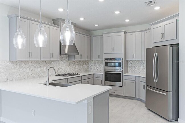 Building Photo - 8440 Skye Rnch Blvd