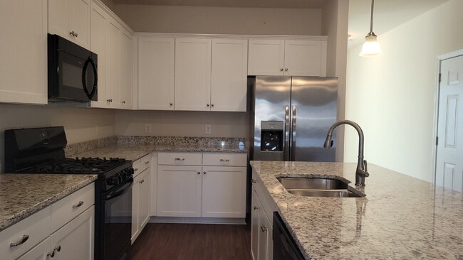 Building Photo - $500 off one month!!!  Call for details. Section 8 Welcome!!!  "Charming 3-Bed Oasis with Granite...