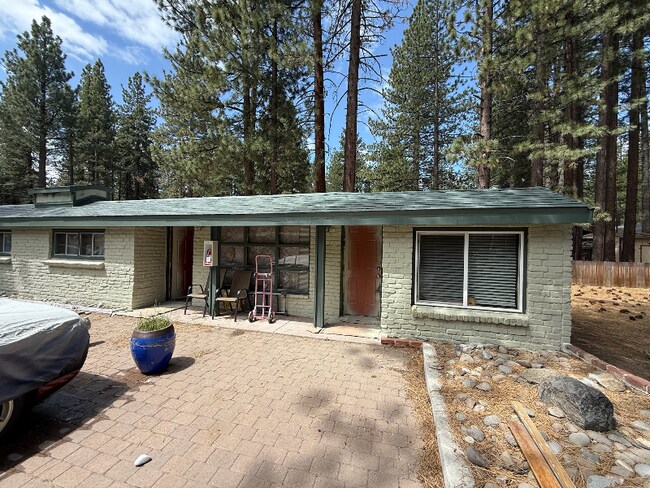 Building Photo - 2975 Sacramento Ave