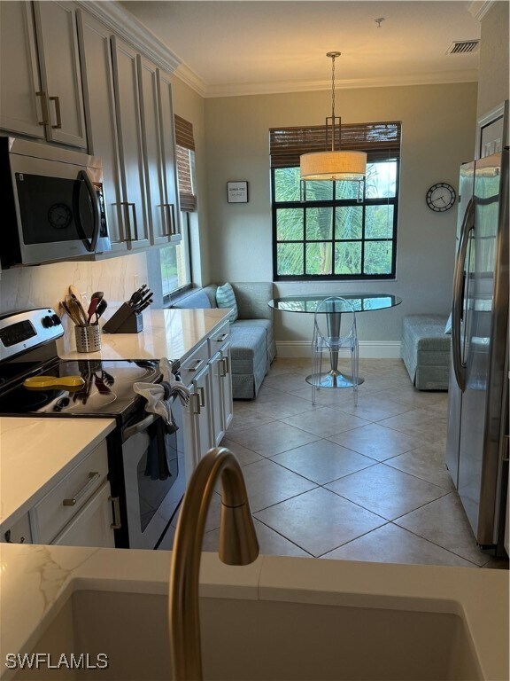 Building Photo - 9719 Acqua Ct