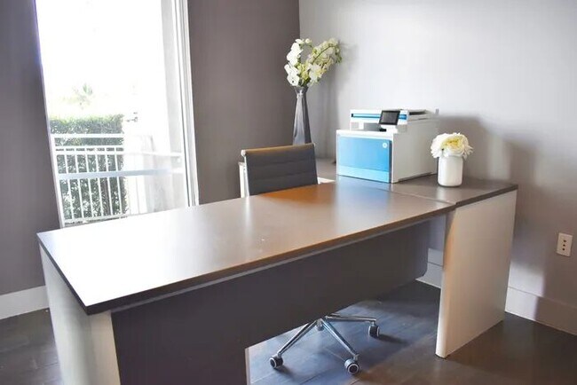 Building Photo - 1760 NW 7th St