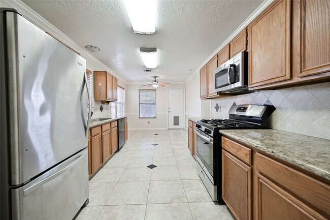 Building Photo - 2507 Foxden Dr