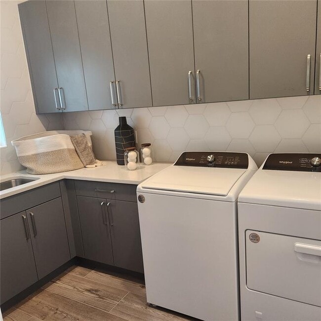 Building Photo - 512 Blue Shell Lp