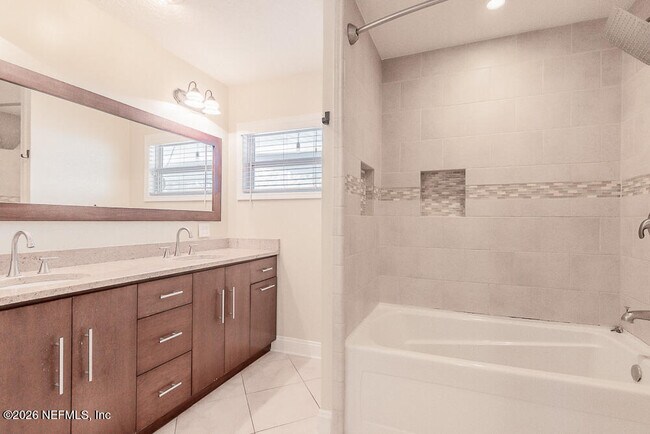 Building Photo - 1205 16th St N