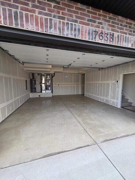 Building Photo - 7613 S 300 E