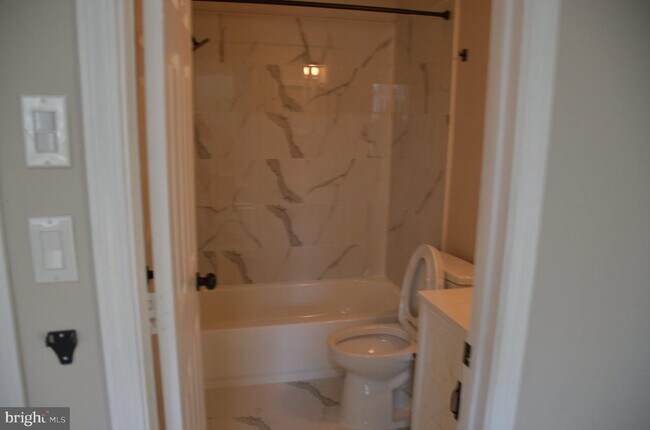 Building Photo - 4409 Fair Stone Dr