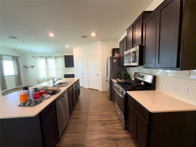 Building Photo - 21417 Wilmiller Ln