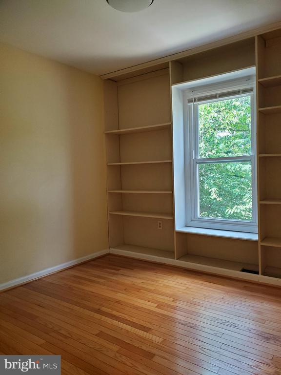 Building Photo - 14920 Forest Landing Cir