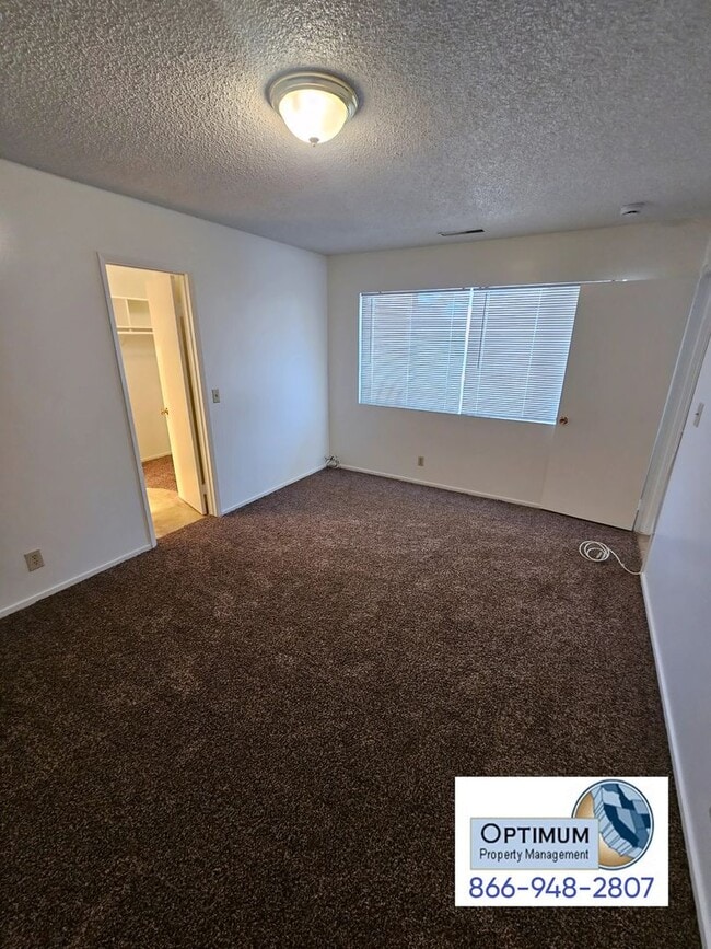 Building Photo - 15740 Serrano Rd