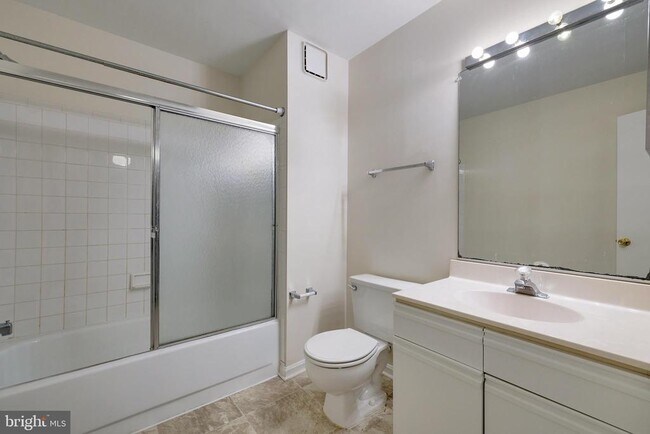 Building Photo - 14229 Bowsprit Ln