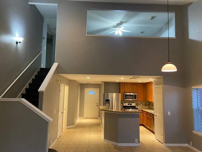 Building Photo - 16602 Grenada Falls Dr