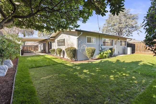 Building Photo - 3274 Todd Way