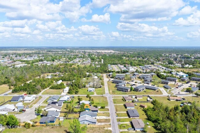 Building Photo - 7011 Lois St