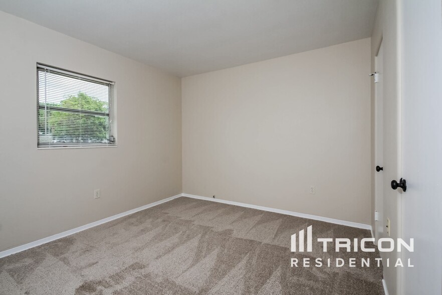 Building Photo - 6504 Georgia Ave