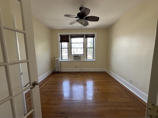 Building Photo - 429 Fairmount Ave