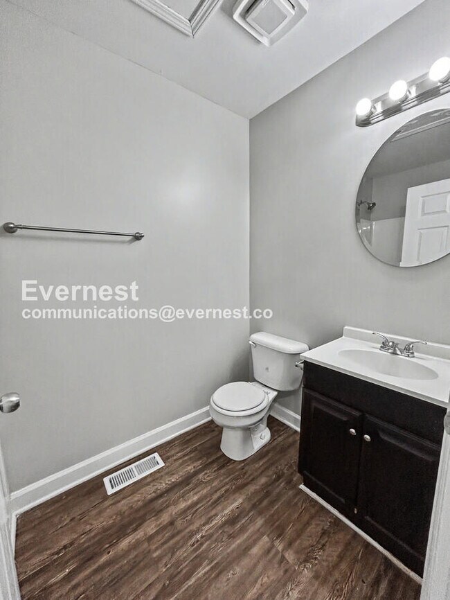 Building Photo - 2320 Spaugh Ct