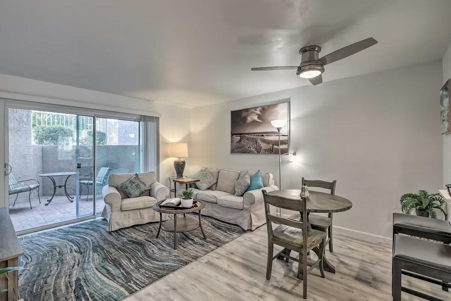 Building Photo - 7474 E Earll Dr