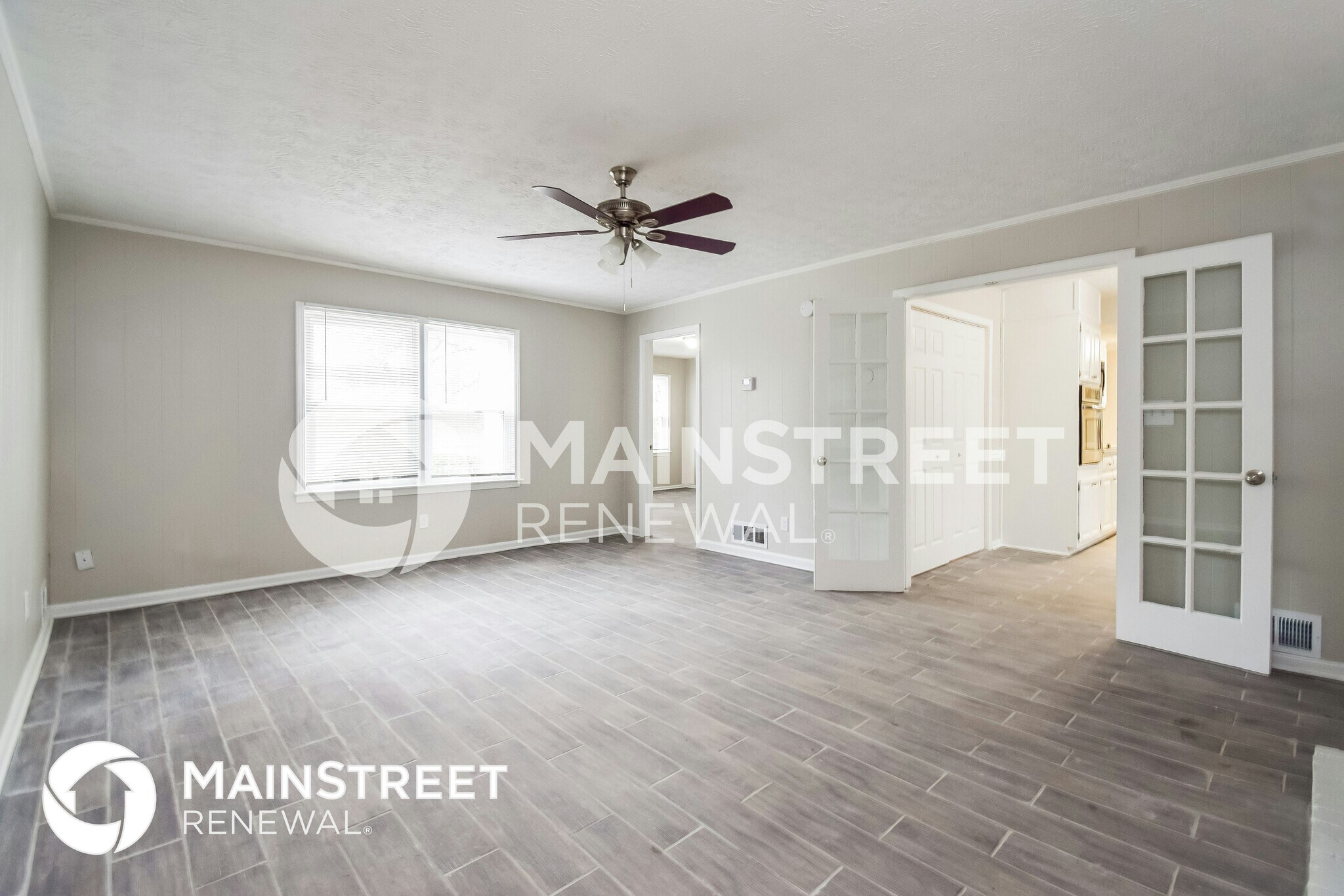 Building Photo - 6112 Lakeshore Dr SE