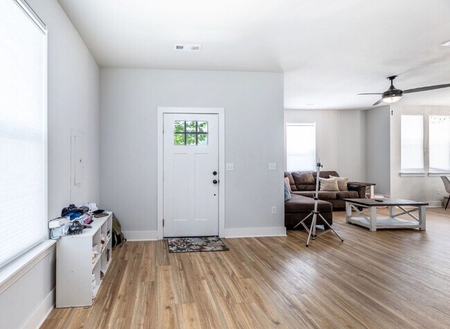 Building Photo - 3080 W Salida Ln