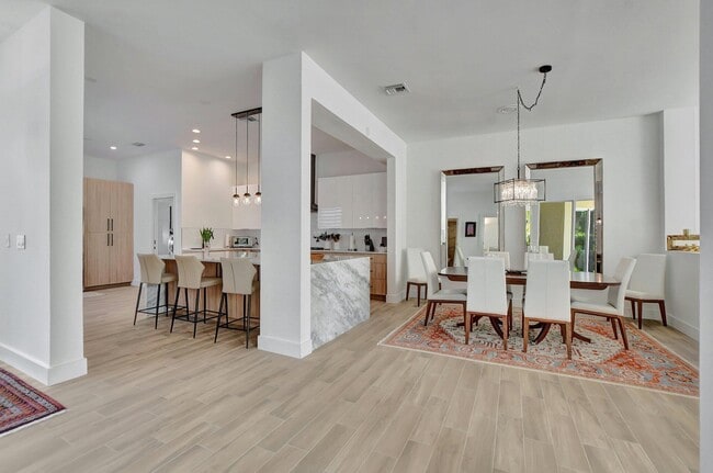 Building Photo - 7477 Campo Florido