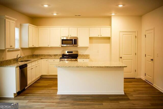 Building Photo - 129 Elijah St